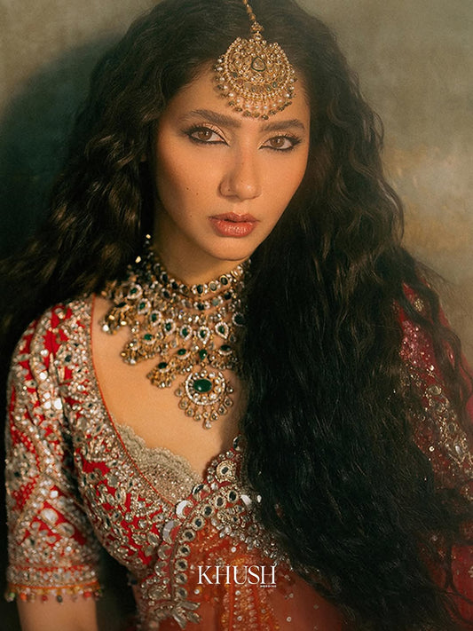 Mahira khan emerald set