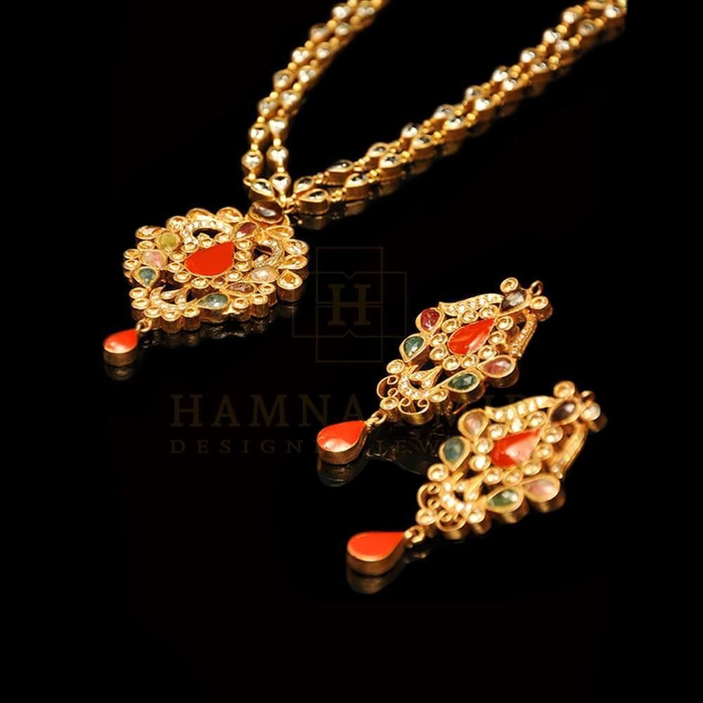 Picture of Coral pendant set